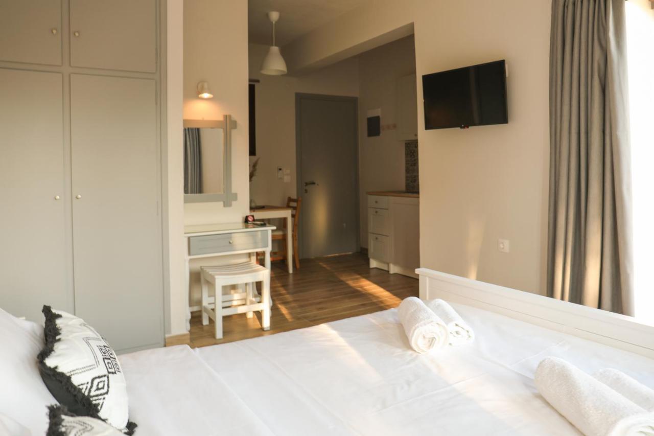 Aparthotel Golden Evelyn Agia Paraskevi  Exteriér fotografie