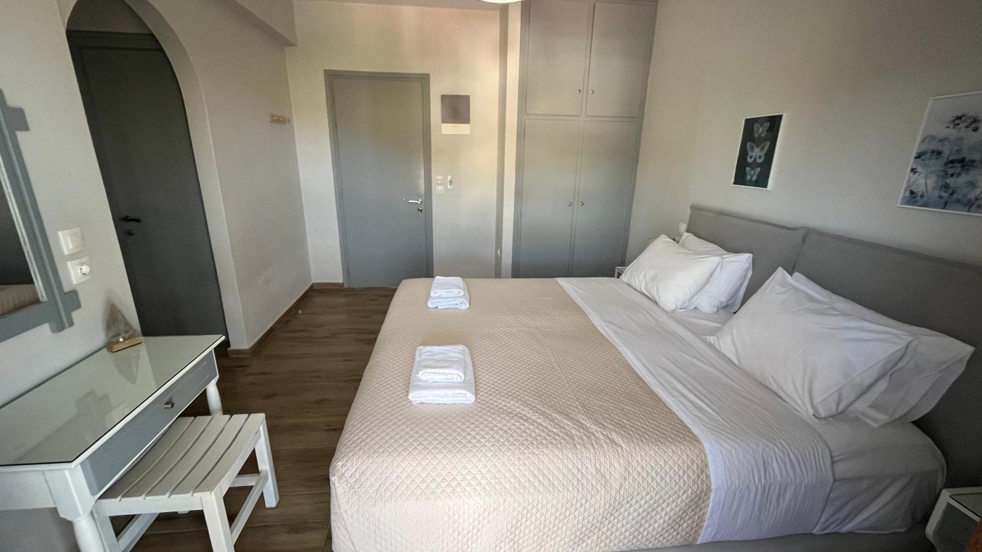 Aparthotel Golden Evelyn Agia Paraskevi  Exteriér fotografie