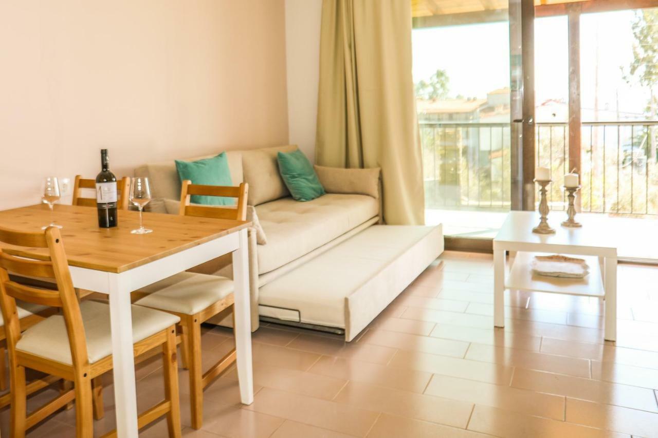 Aparthotel Golden Evelyn Agia Paraskevi  Exteriér fotografie