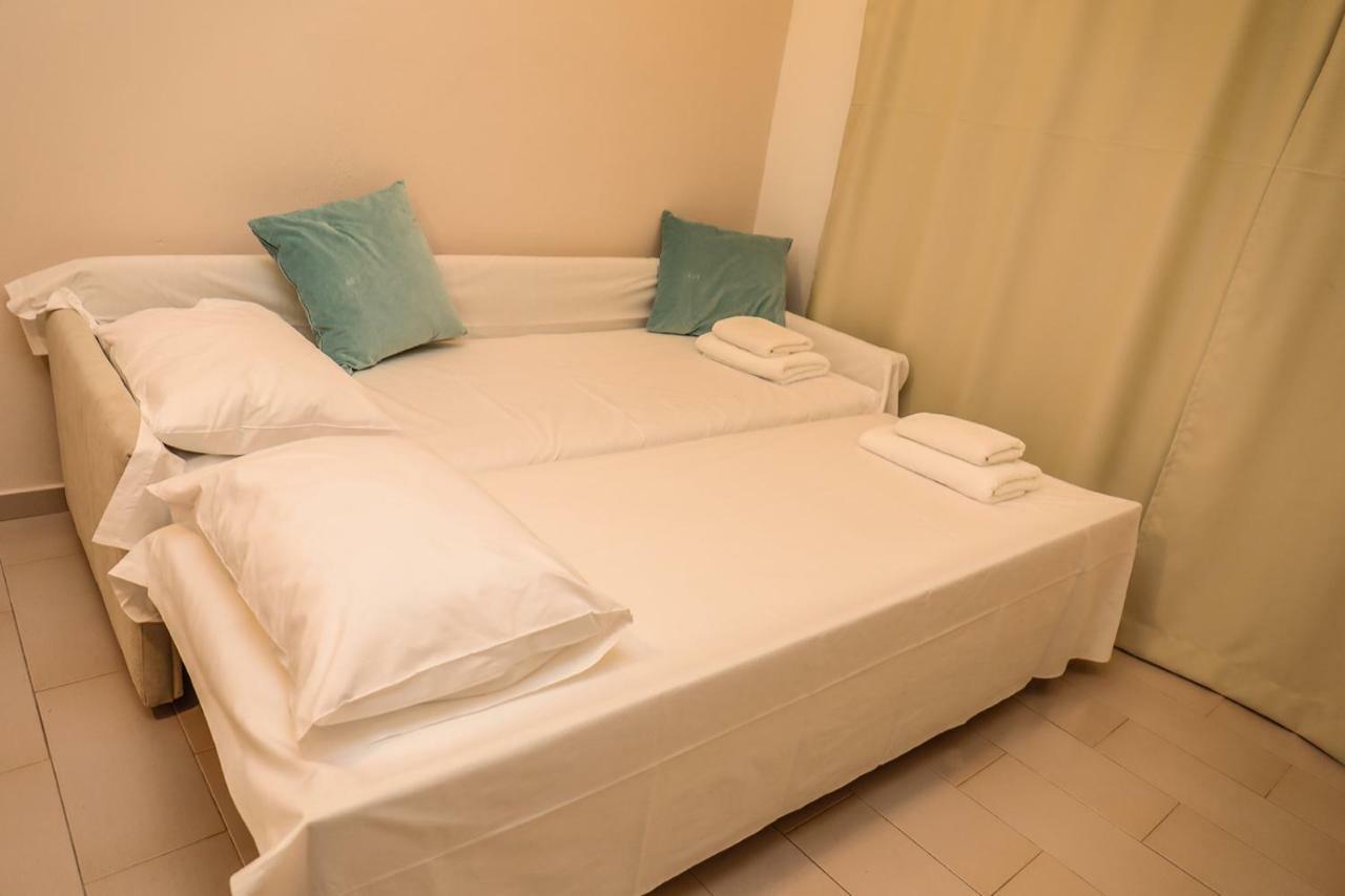 Aparthotel Golden Evelyn Agia Paraskevi  Exteriér fotografie
